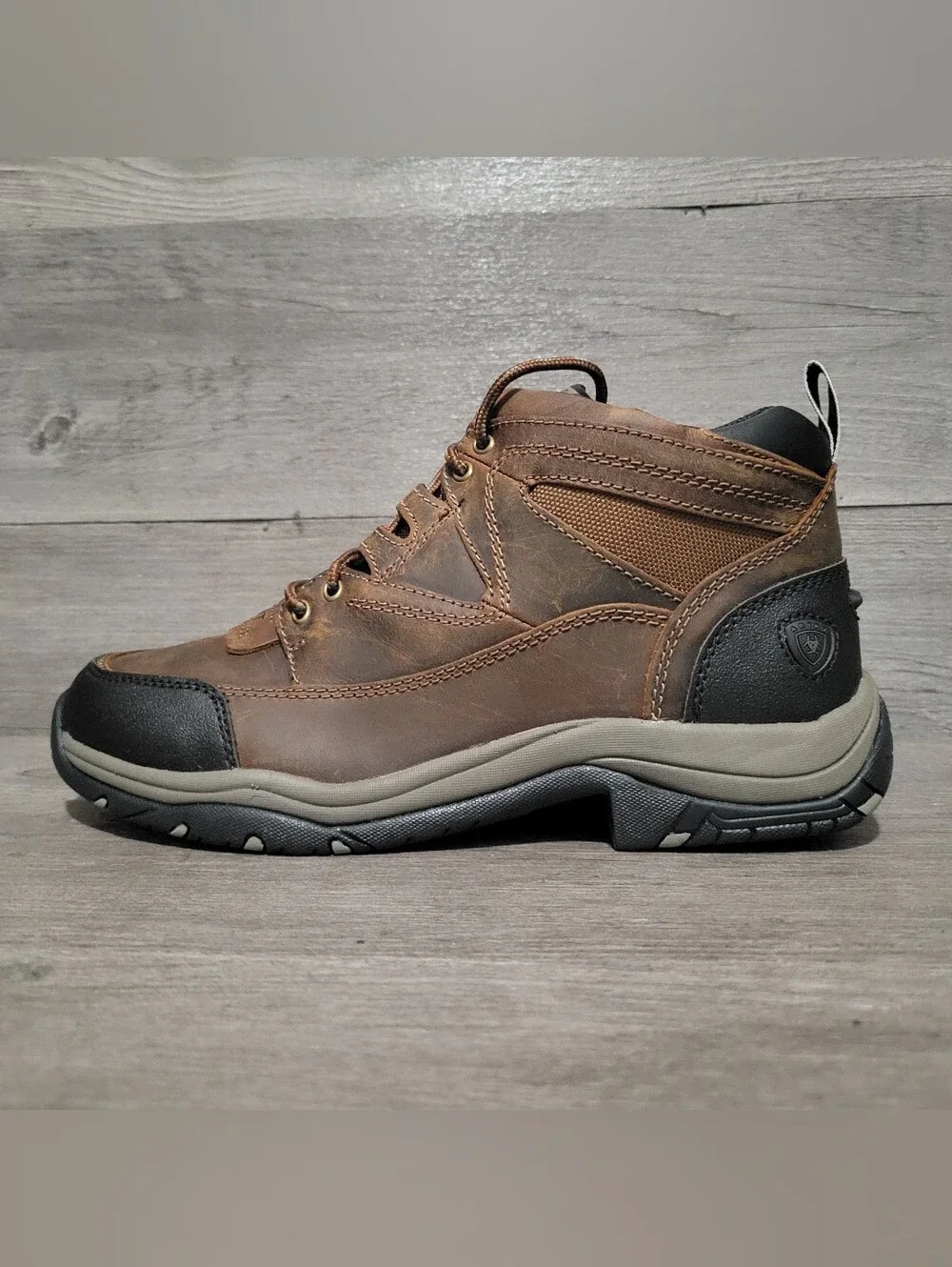 Ariat Men's Size 8 D Terrain Boot Leather brown Hiking